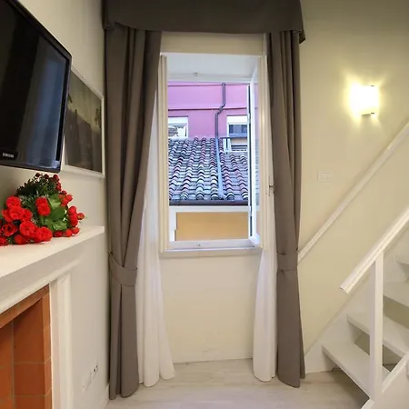 Navona Apartment *
